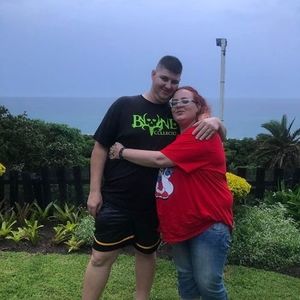 Meet your Posher, Elana